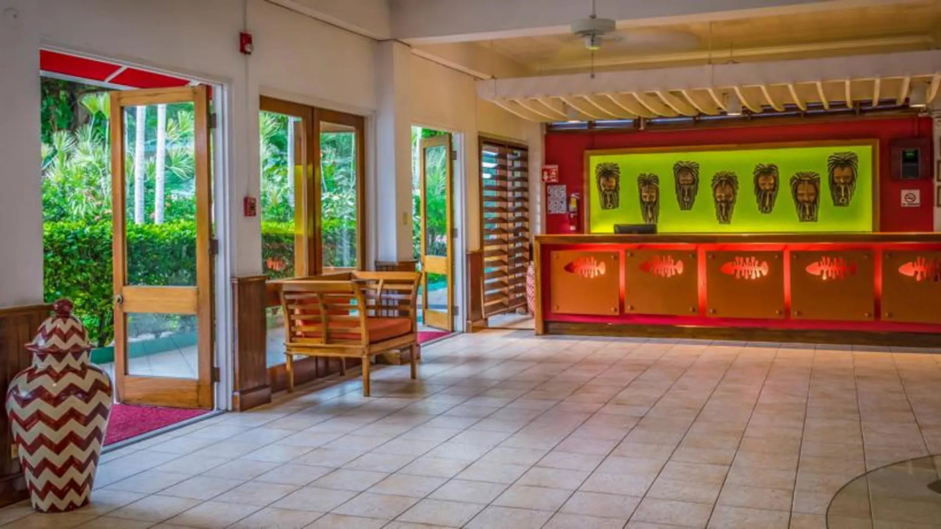 Grand Decameron Montego Beach, A Trademark All-Inclusive Resort Montego Bay 3*,
