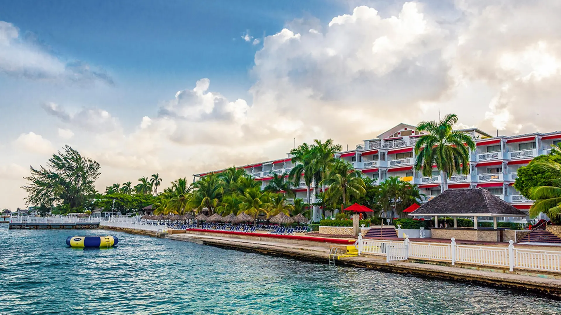 Grand Decameron Montego Beach, A Trademark All-Inclusive Resort Montego Bay