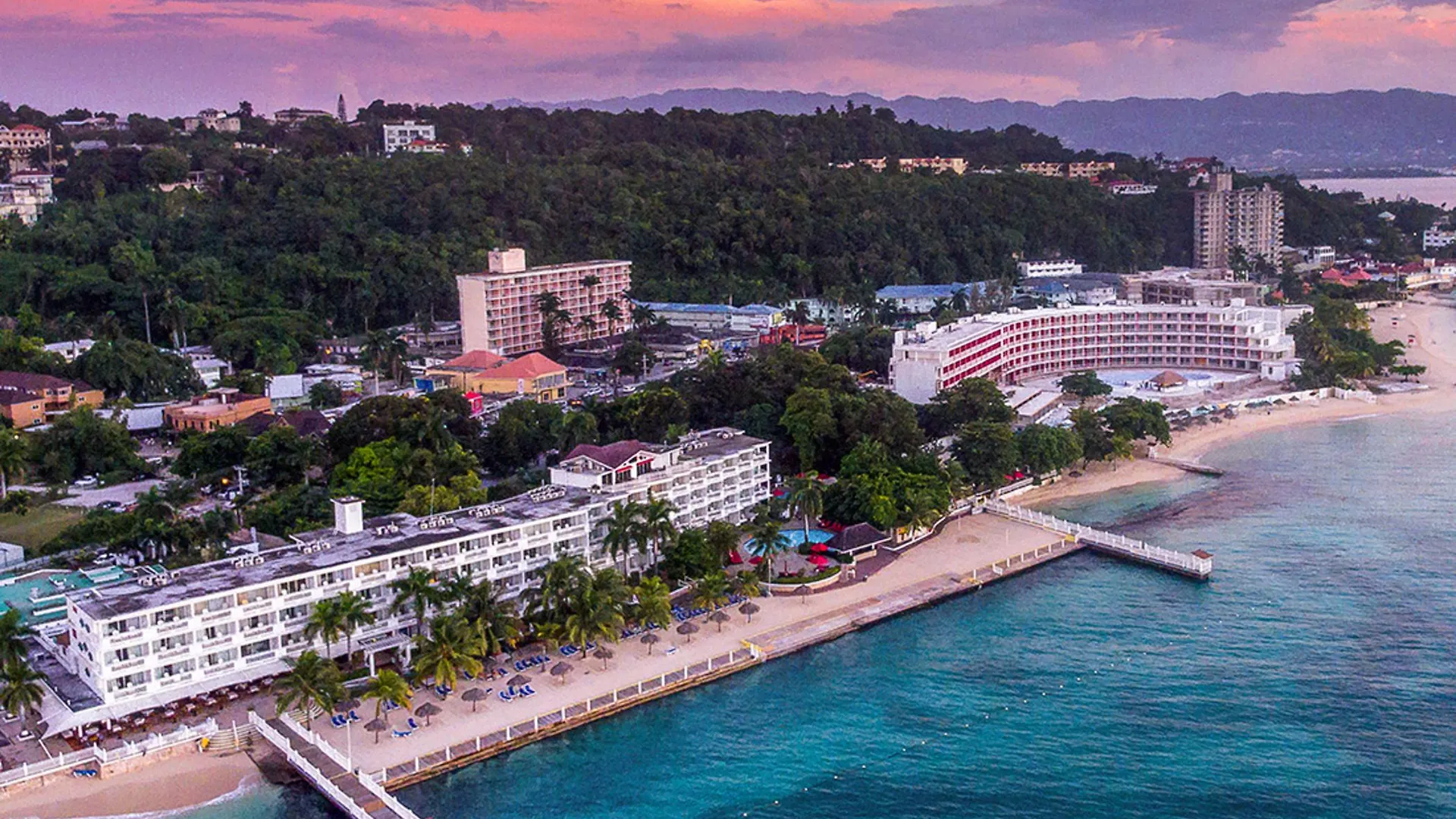 Grand Decameron Montego Beach, A Trademark All-Inclusive Resort Montego Bay