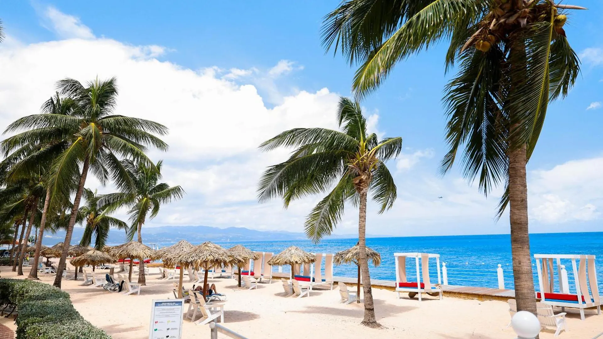 מונטגו ביי Grand Decameron Montego Beach, A Trademark All-Inclusive Resort