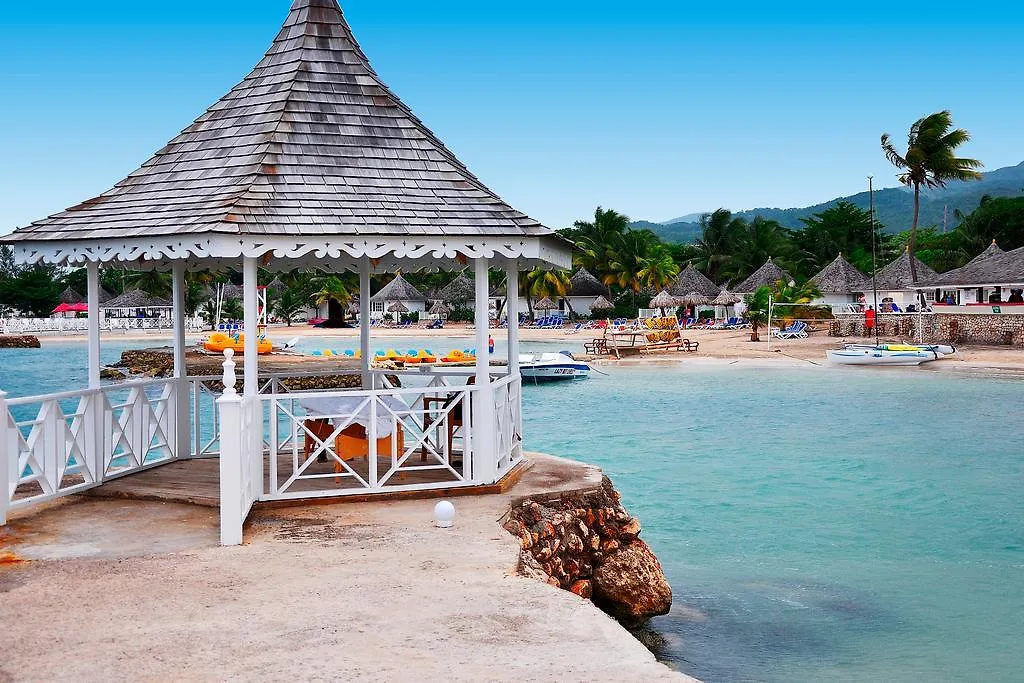 Grand Decameron Montego Beach, A Trademark All-Inclusive Resort Montego Bay