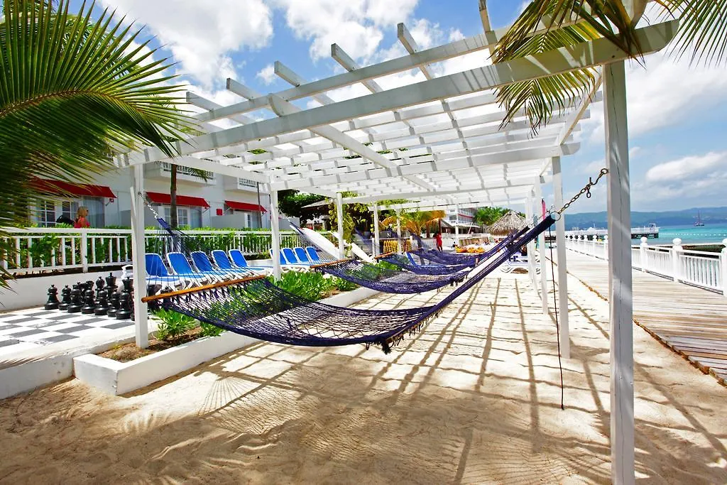 Grand Decameron Montego Beach, A Trademark All-Inclusive Resort Montego Bay