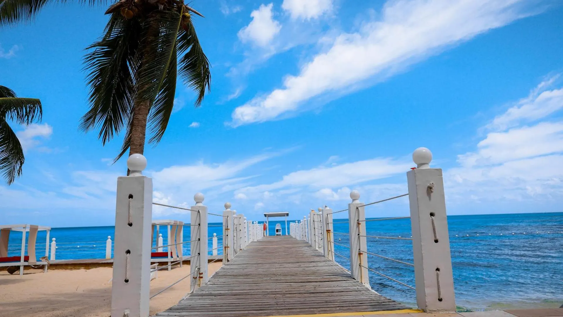 Grand Decameron Montego Beach, A Trademark All-Inclusive Resort Montego Bay